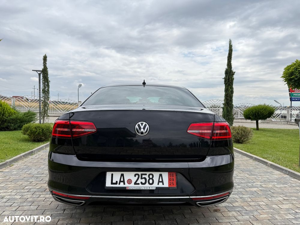 Volkswagen Passat - 8