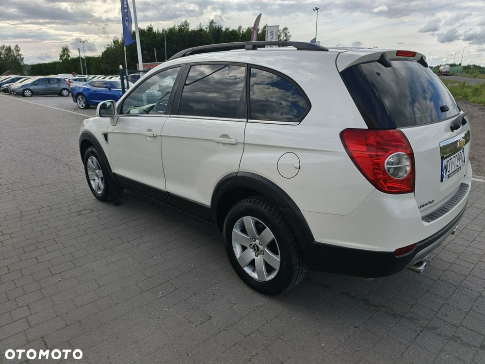 Chevrolet Captiva - 15