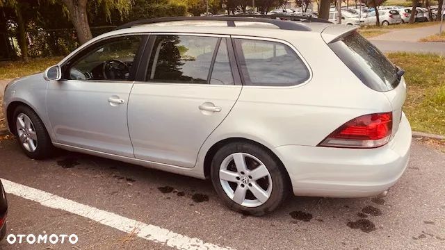 Volkswagen Golf VI 1.6 TDI Comfortline - 16