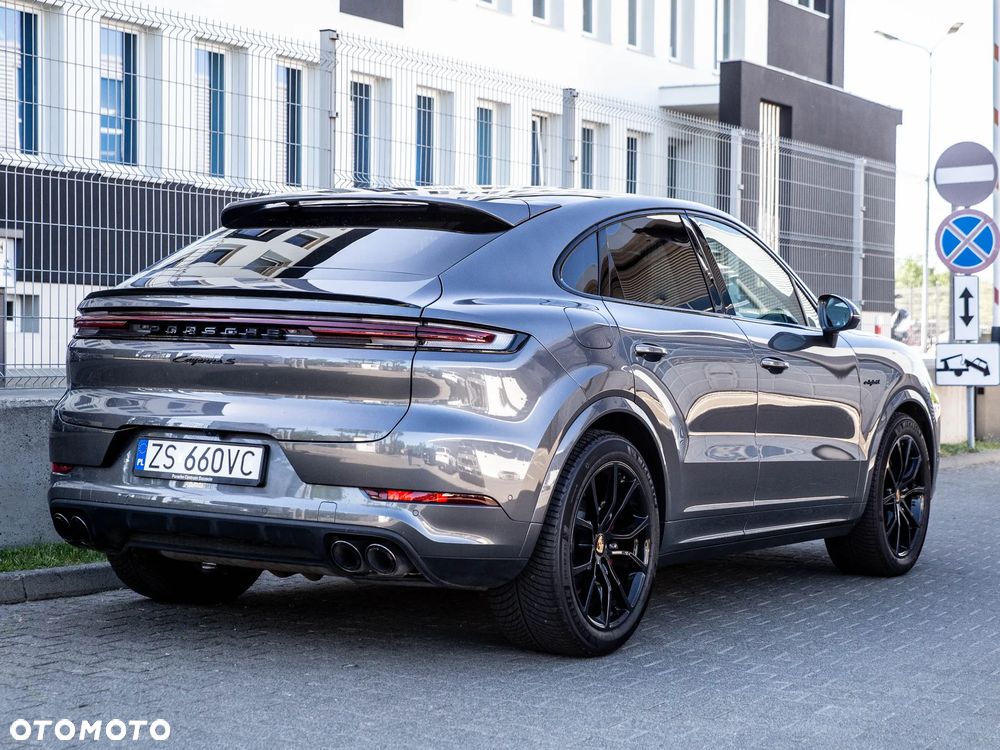 Porsche Cayenne S E-Hybrid PHEV - 13