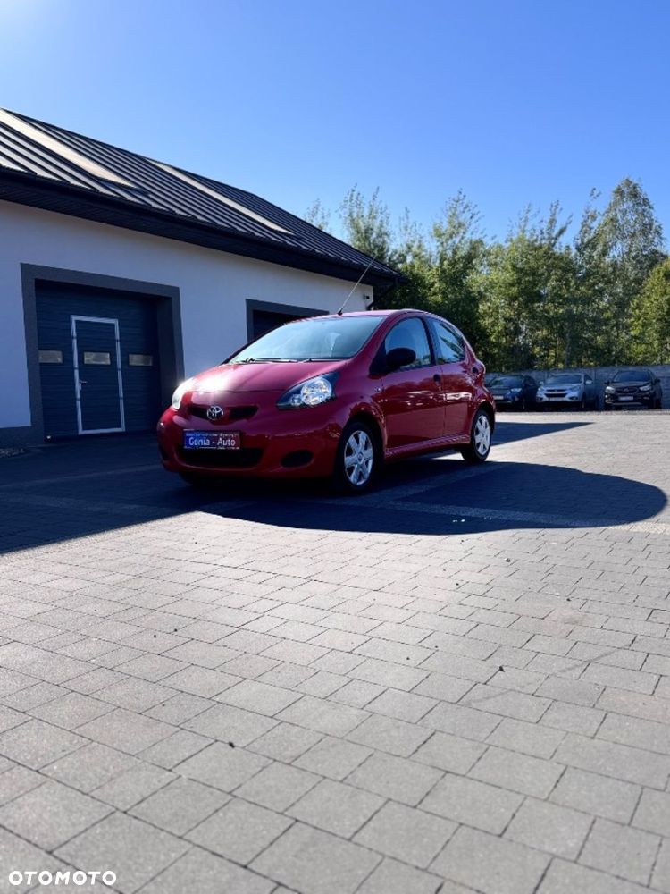 Toyota Aygo - 1