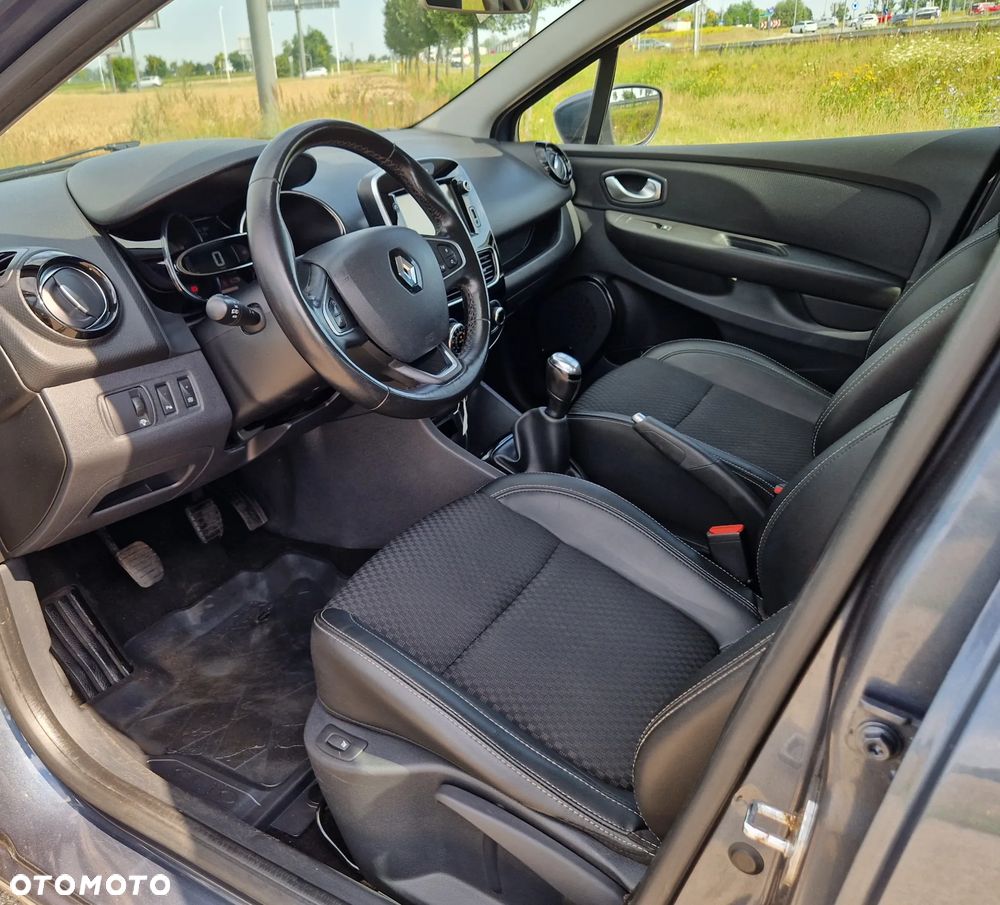 Renault Clio - 21