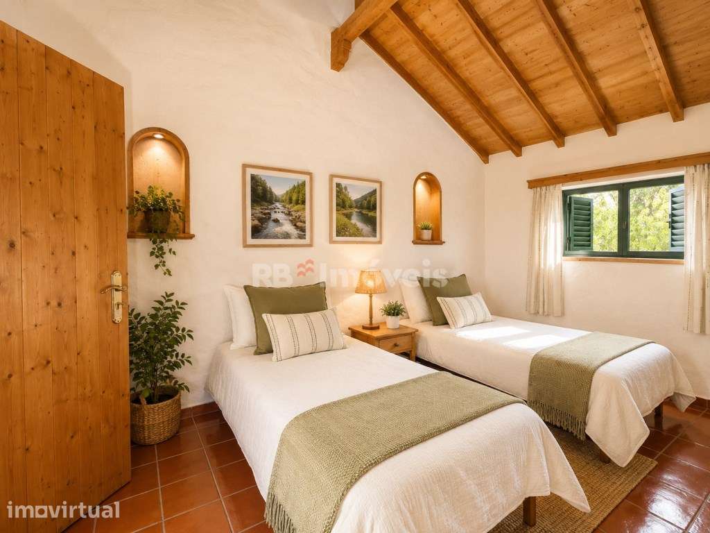 Quinta c/ Moradia Térrea e 17.000m2 de Terreno - em Alverangel, Tomar - Grande imagem: 4/53