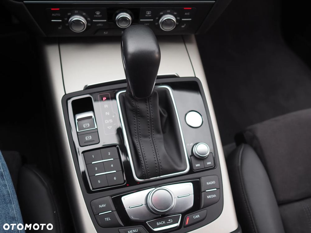 Audi A6 Allroad - 26