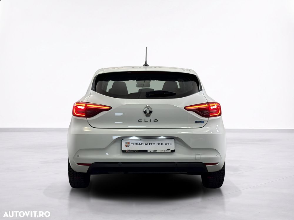 Renault Clio - 5