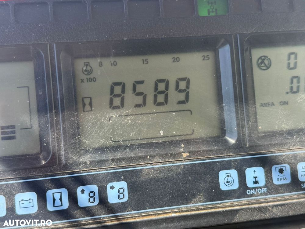 New Holland TM165 Tractor - 3