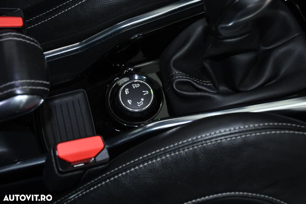 Peugeot 2008 120 VTI Allure - 21