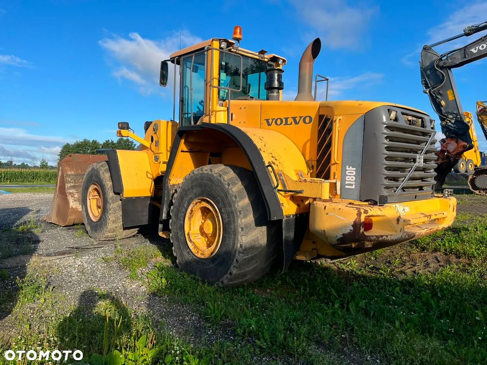 Volvo L180F - 8