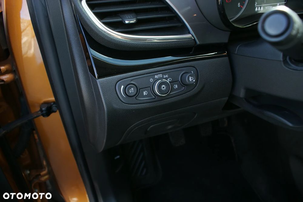 Opel Mokka X 1.6 CDTI Design Line S&S - 13