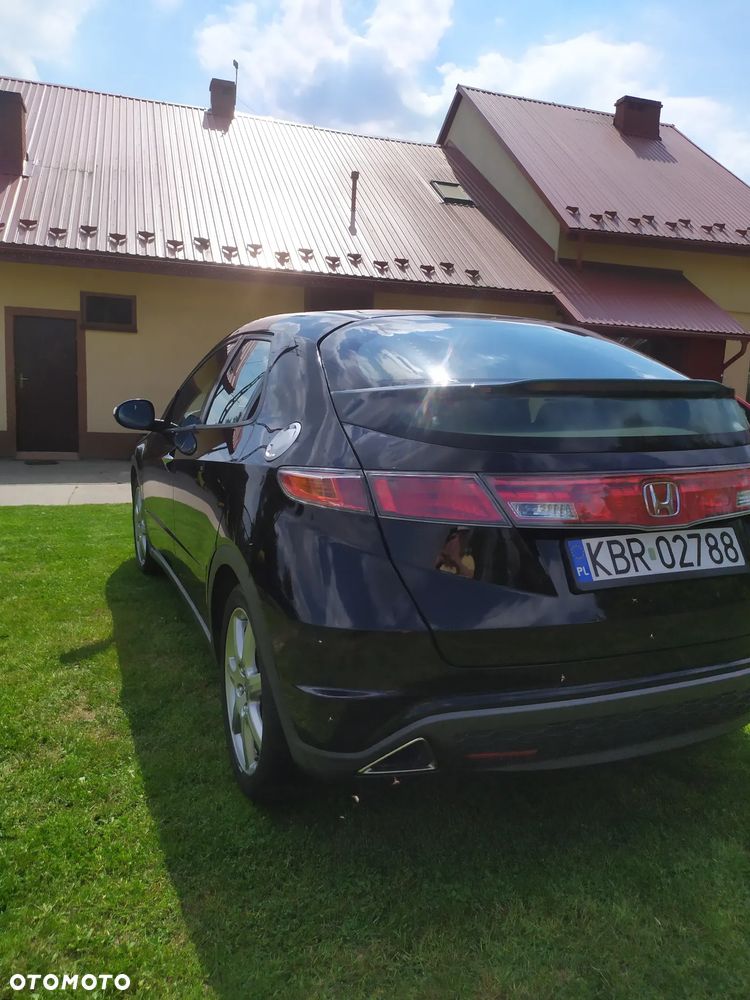 Honda Civic 1.8 Executive - 5