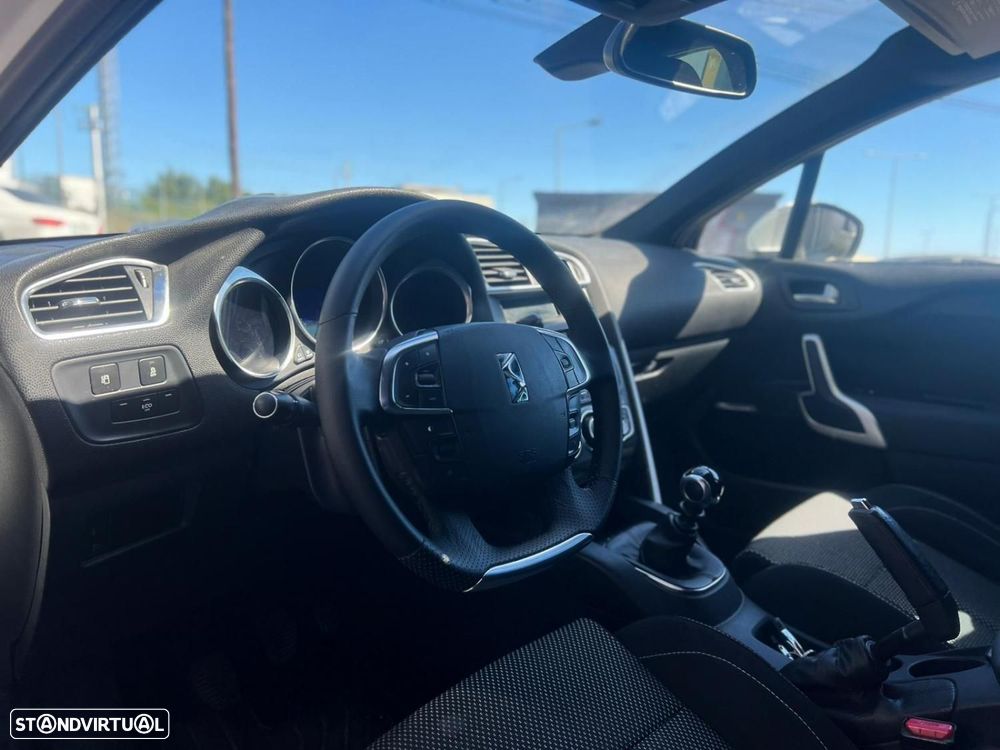 Citroën DS4 1.6 e-HDi Chic - 4