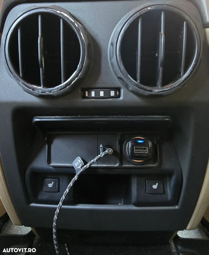 Land Rover Discovery - 16