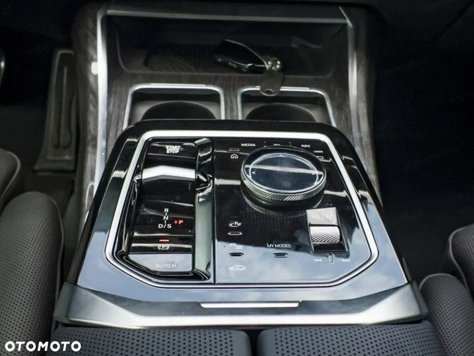 BMW Seria 7 - 9