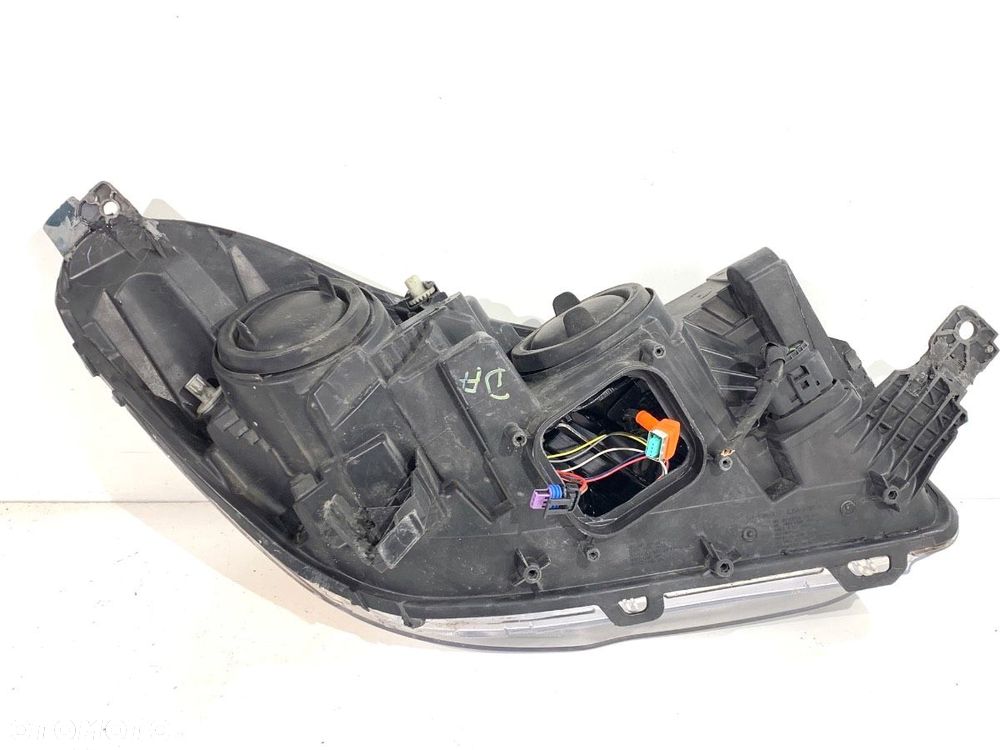 REFLEKTOR LEWY PRZÓD XENON  FORD USA ESCAPE III 2012 - 2019 2.0 Ecoboost 179 kW [242 KM] 2017 - - 4