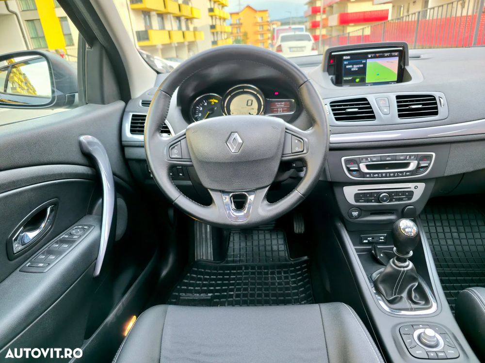 Renault Megane ENERGY dCi 110 Start & Stop Paris Business - 6