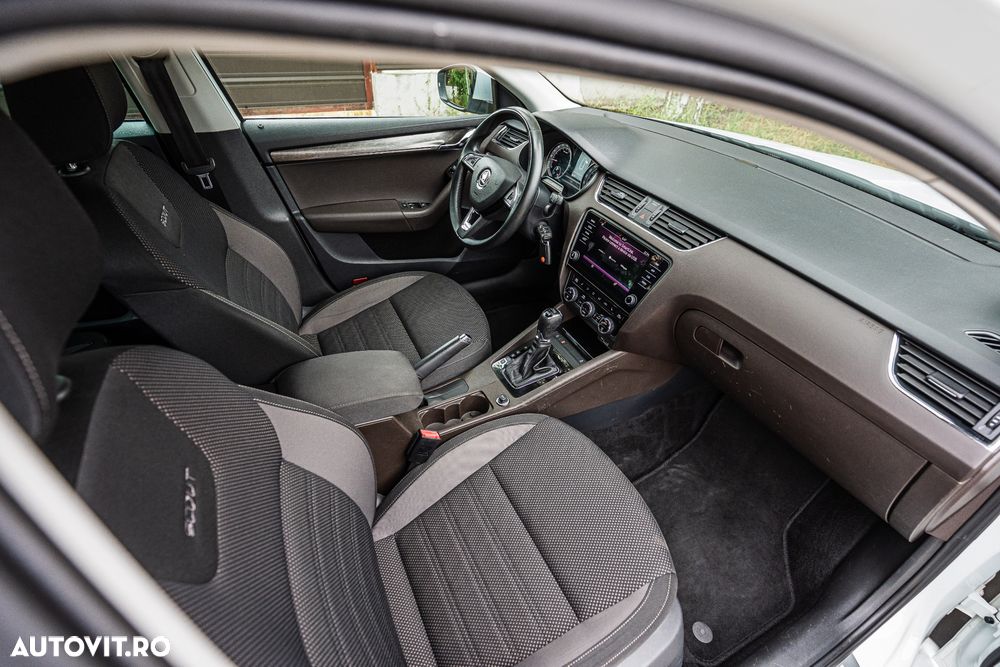 Skoda Octavia 2.0 TDI 4x4 DSG Scout - 21