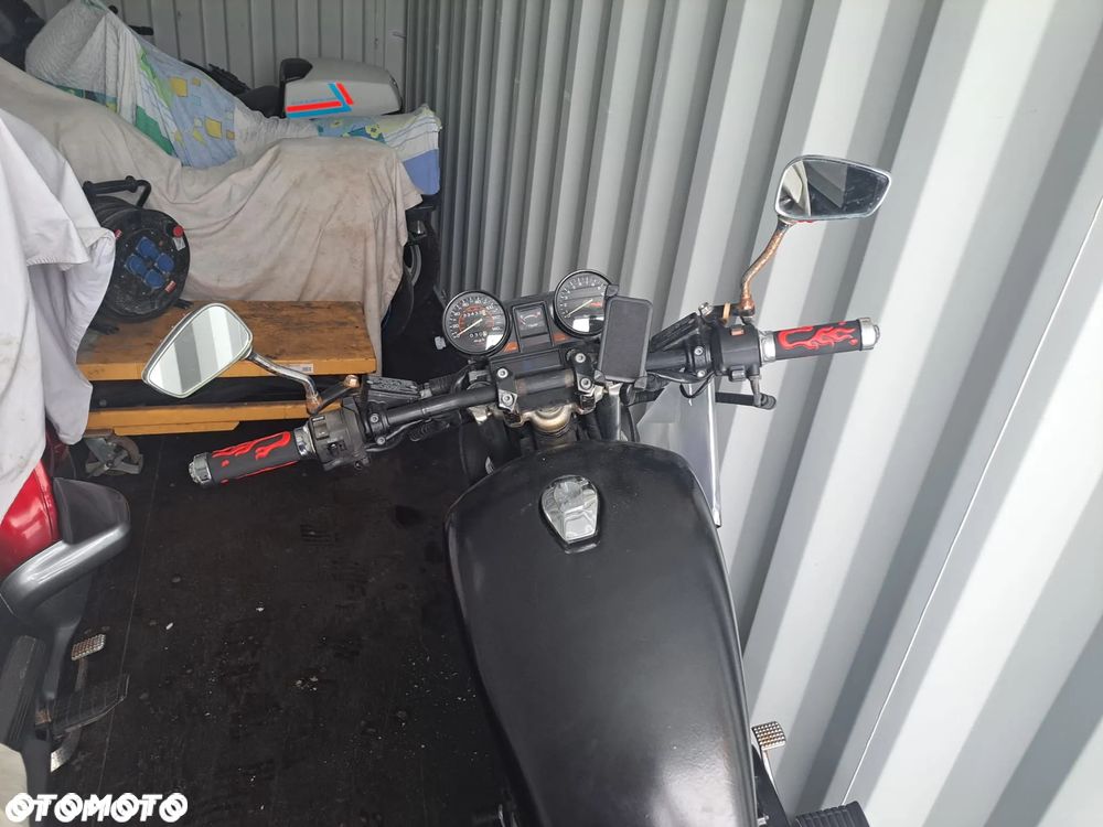 Honda VF - 4