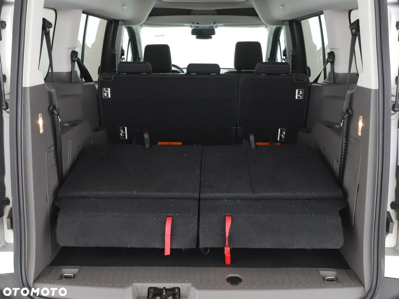 Ford Tourneo Connect Grand - 20