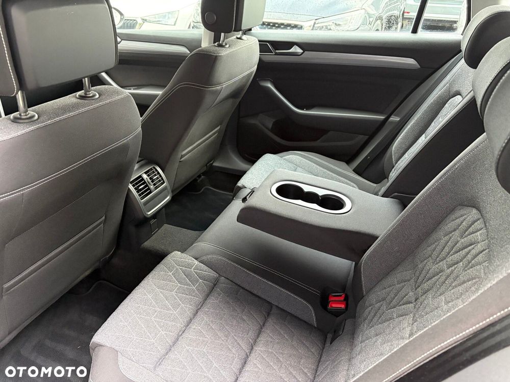 Volkswagen Passat 1.5 TSI EVO Business DSG - 15