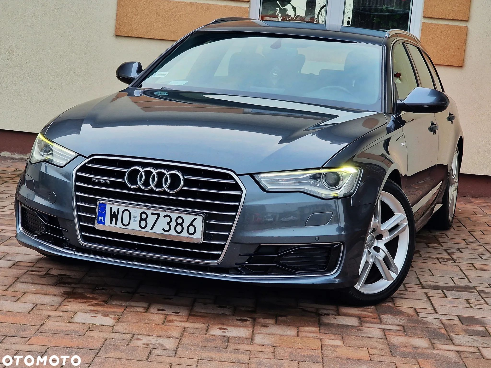 Audi A6 Avant 2.0 TDI quattro S tronic - 1