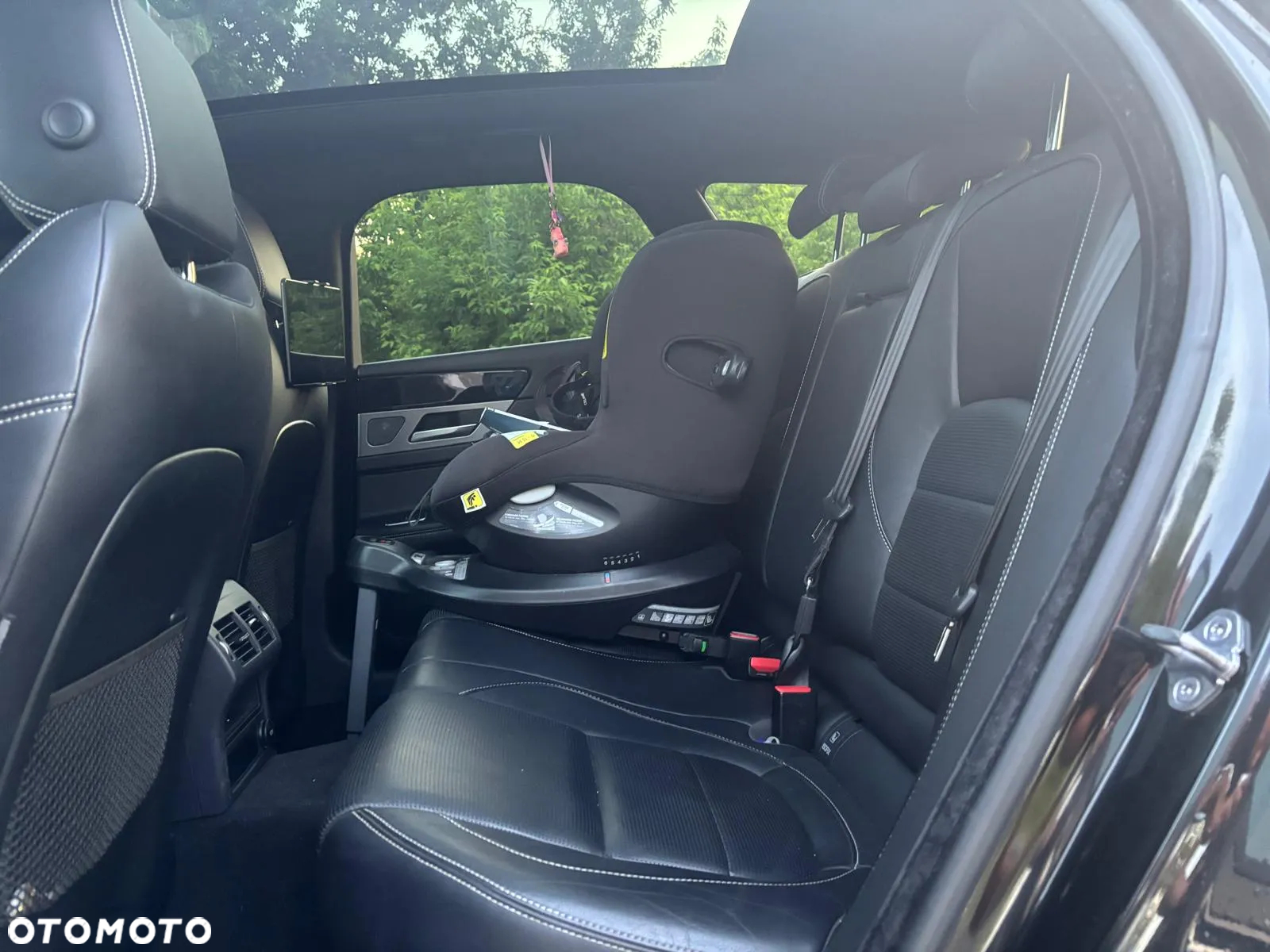Jaguar XF 2.0 i4D AWD R-Sport - 15