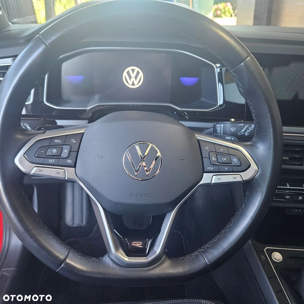Volkswagen Polo 1.0 TSI R-Line DSG - 8