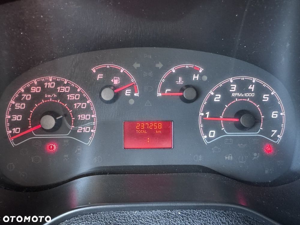 Fiat Doblo 1.6 / DMC 2480 / Chłodnia / Carrier Xarios 200 (355) - 13