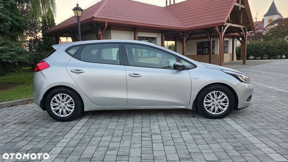Kia Ceed 1.4 CRDi XL - 11