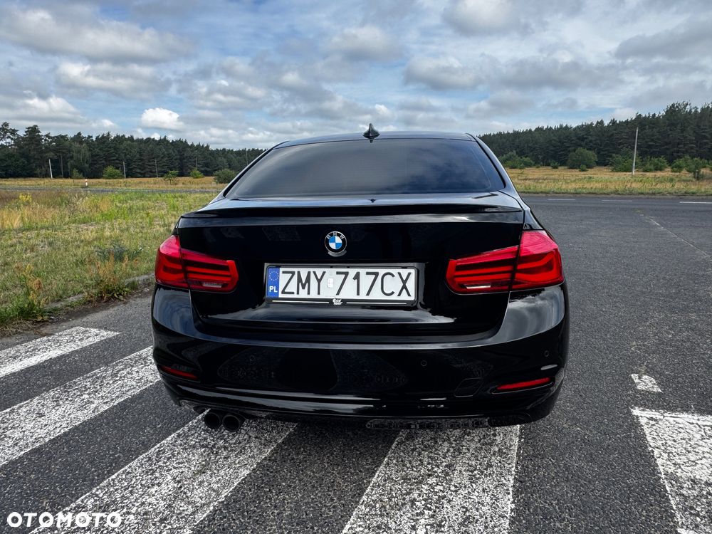 BMW Seria 3 320i - 19