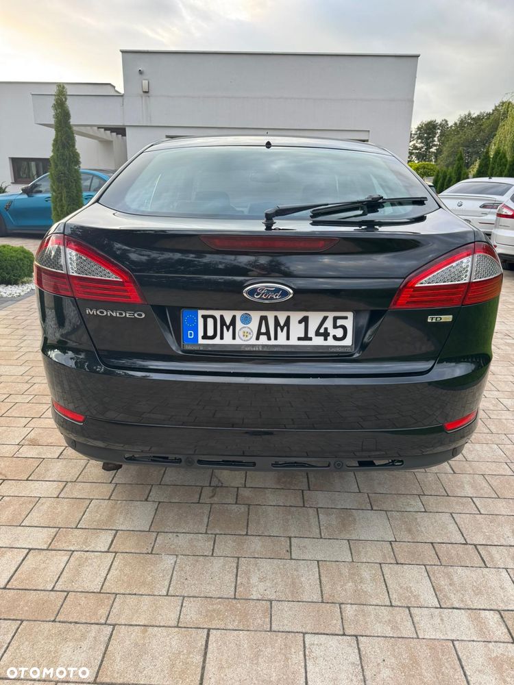 Ford Mondeo 2.0 TDCi Black Magic - 13