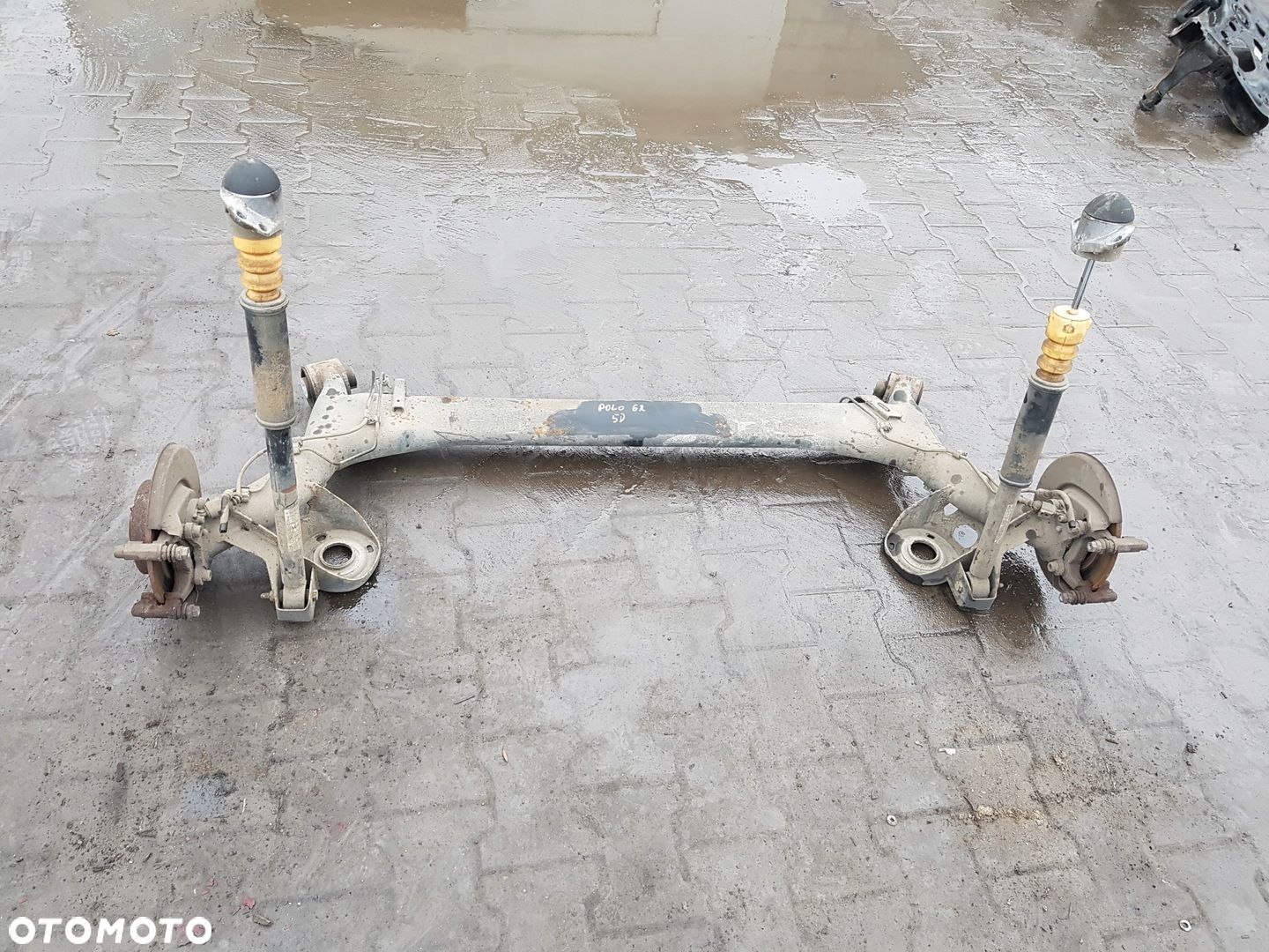 VW POLO 6R 09-14r BELKA ZAWIESZENIA TYŁ TYLNA - 1