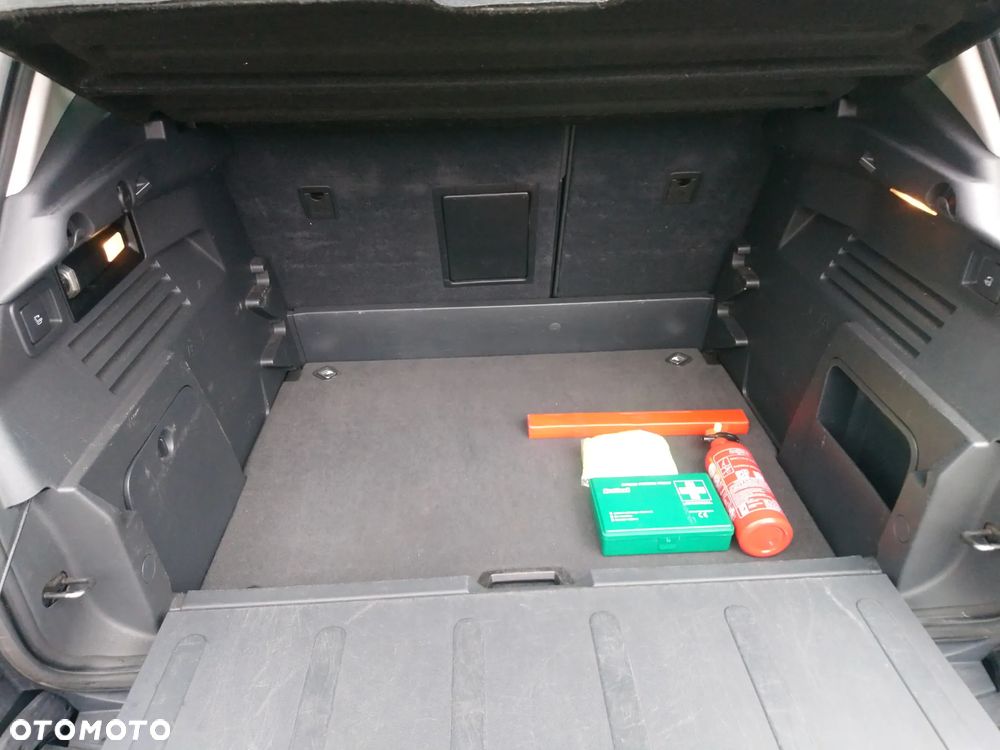 Peugeot 3008 HDi 150 Allure - 27