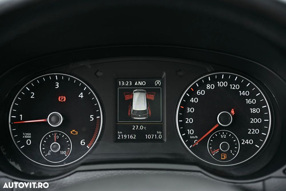 Volkswagen Sharan - 23