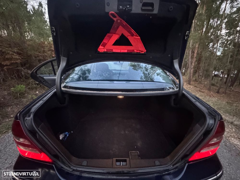 Mercedes-Benz C 220 CDi Avantgarde - 12
