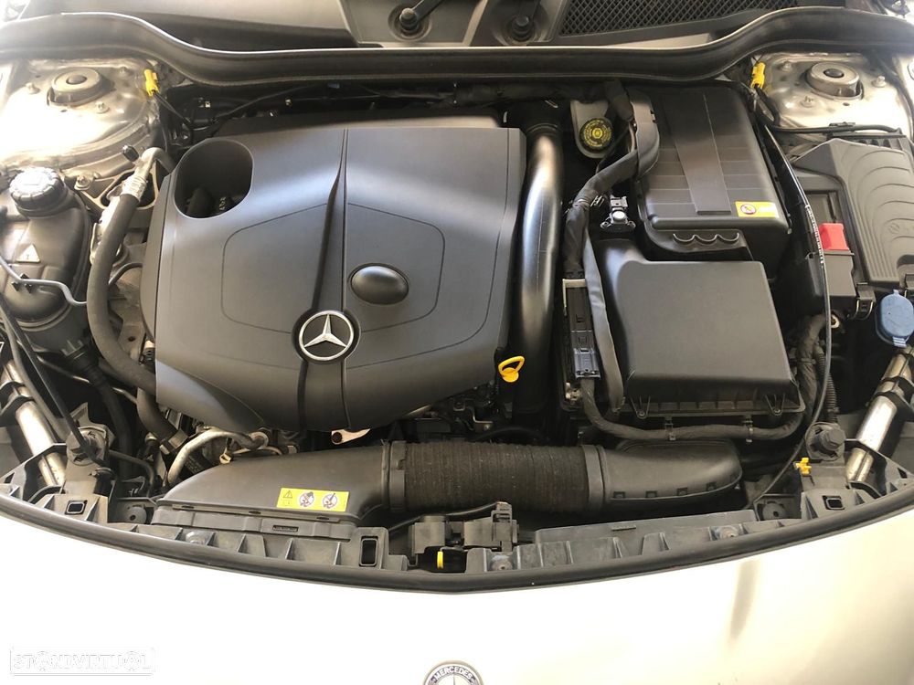 Mercedes-Benz CLA 200 CDI Urban - 14