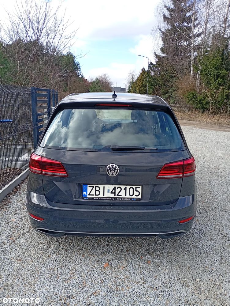 Volkswagen Golf Sportsvan ver-1-6-tdi-bluemotion-comfortline - 23