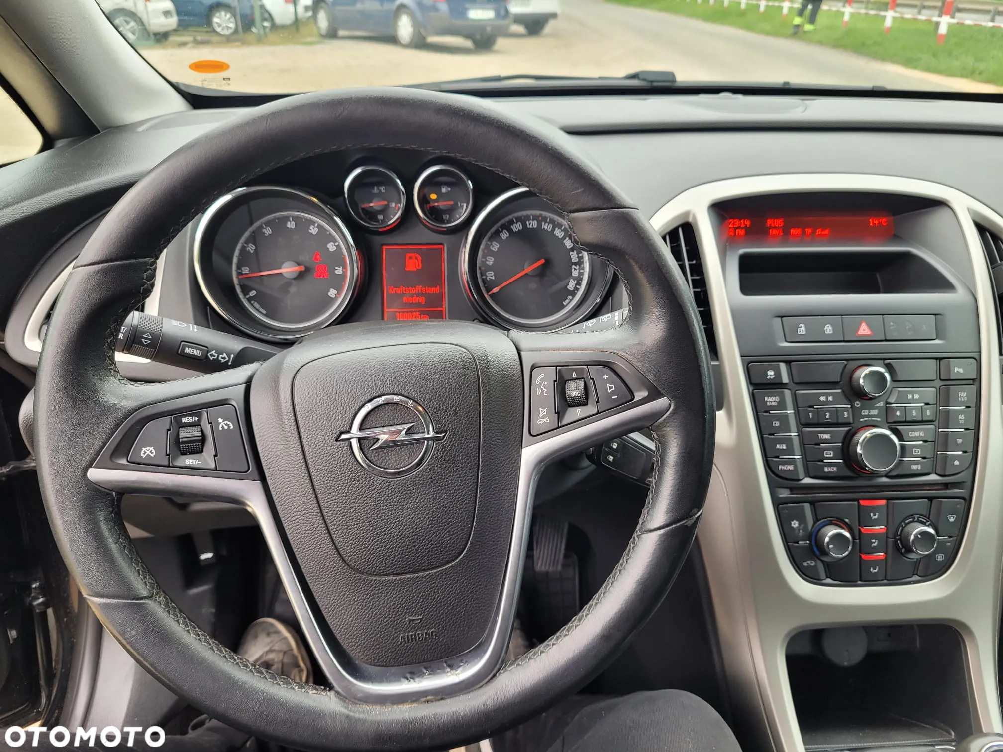 Opel Astra 1.4 Turbo Design Edition - 11