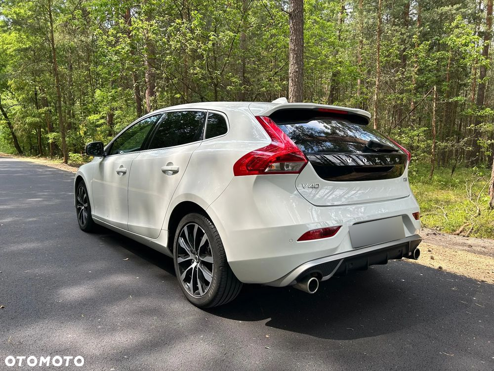 Volvo V40 T3 Drive-E R-Design Momentum - 6