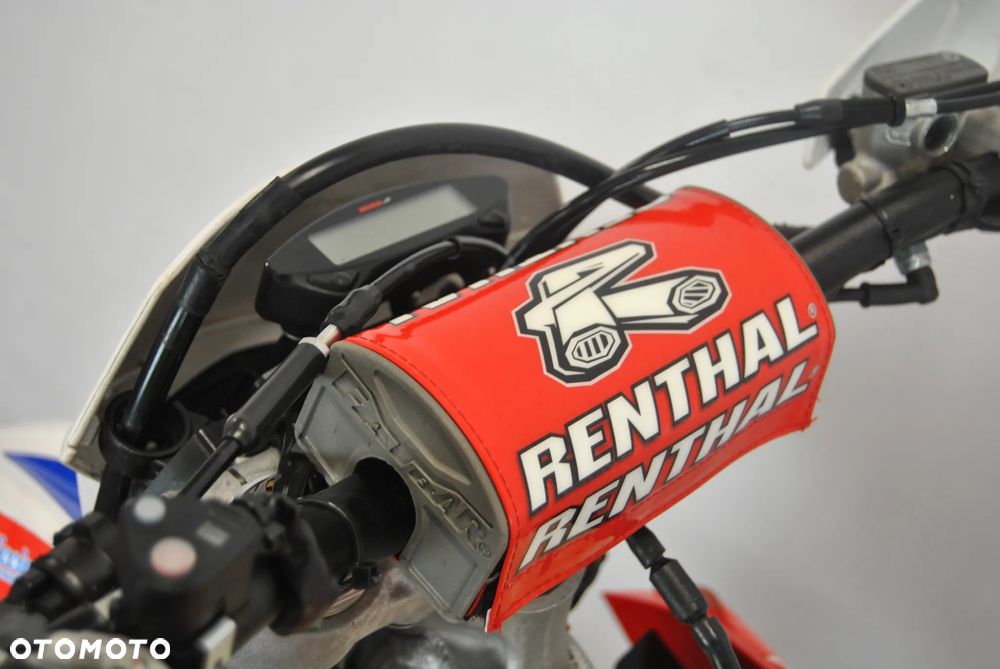 Honda CRF - 7