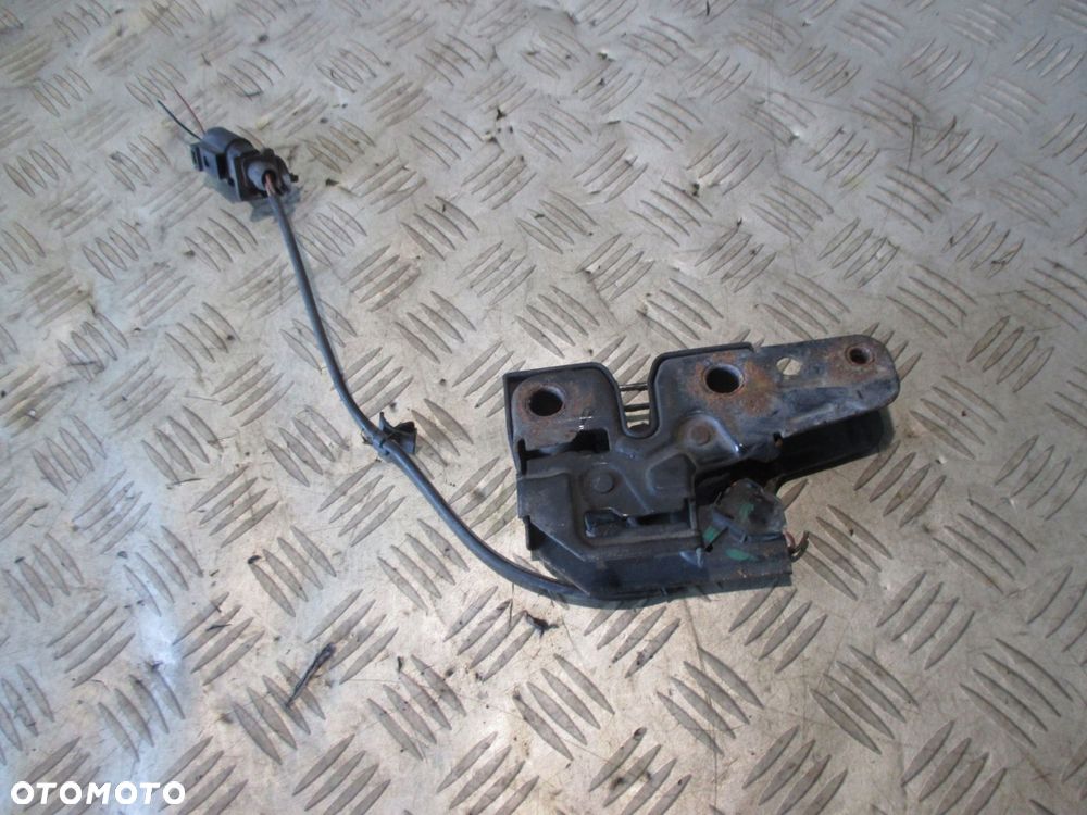 VW POLO IV 9N 01-05 ZAMEK MASKI POKRYWY PRZÓD - 4