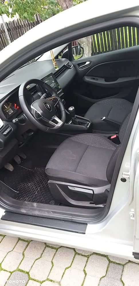Renault Clio - 13