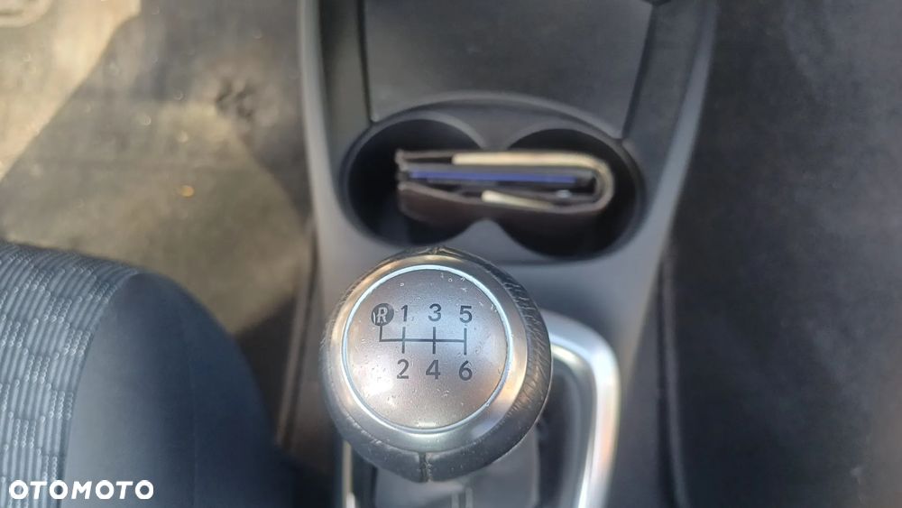 Toyota Yaris 1.33 Dynamic - 4
