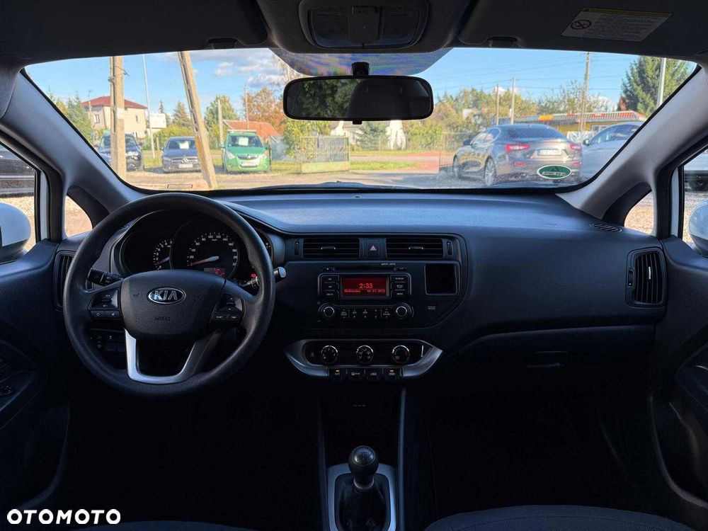 Kia Rio - 7