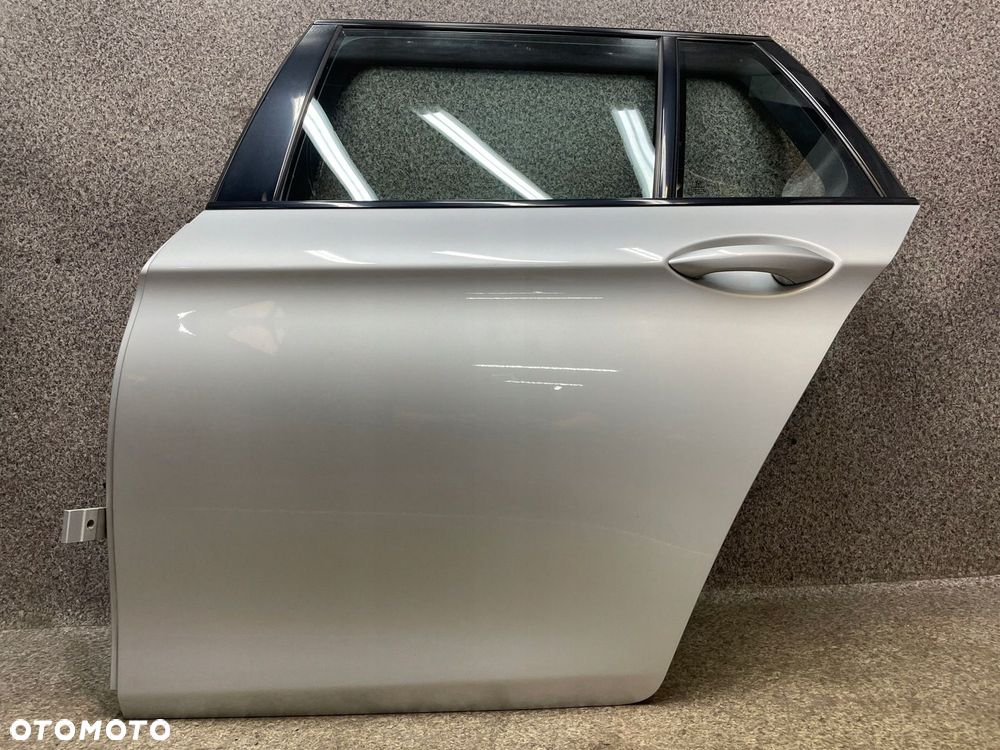 Drzwi szyba klamka lewy tyl BMW F11 kombi 354 srebrne 150 umAl ładne - 4