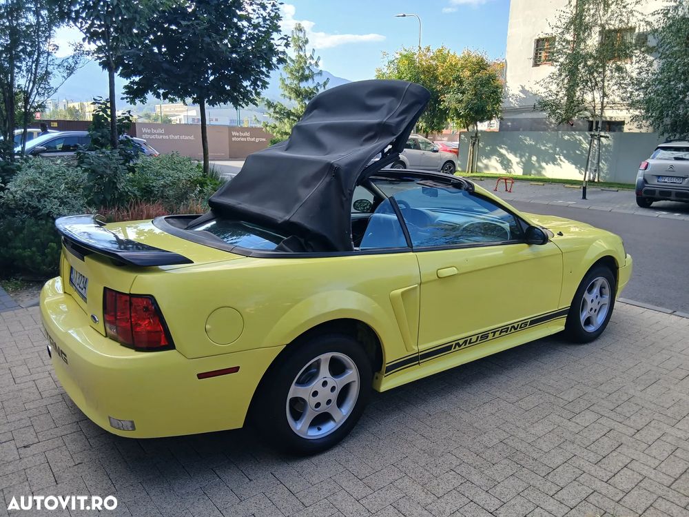 Ford Mustang - 5