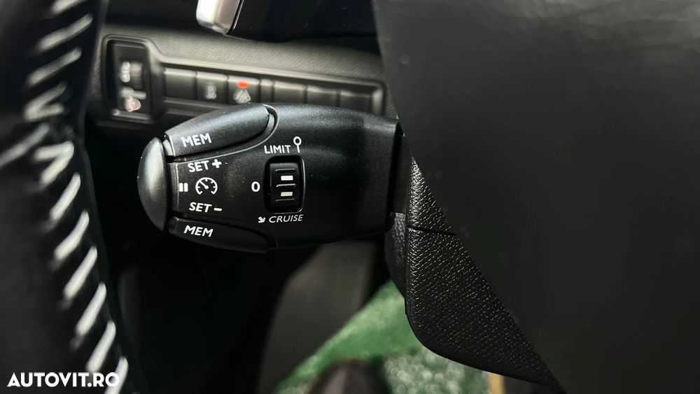 Peugeot 308 - 19