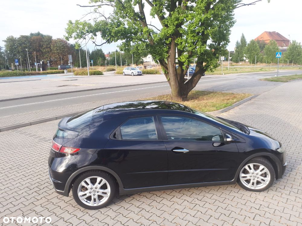 Honda Civic 1.8i-VTEC Executive - 1