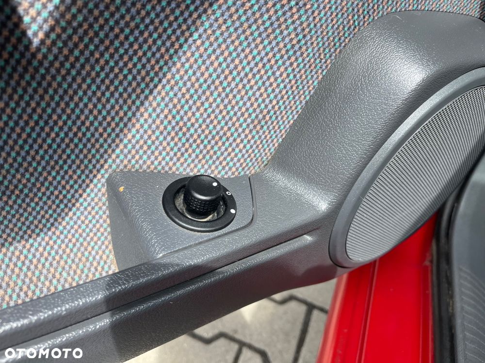 Renault 19 1.8 RN - 27