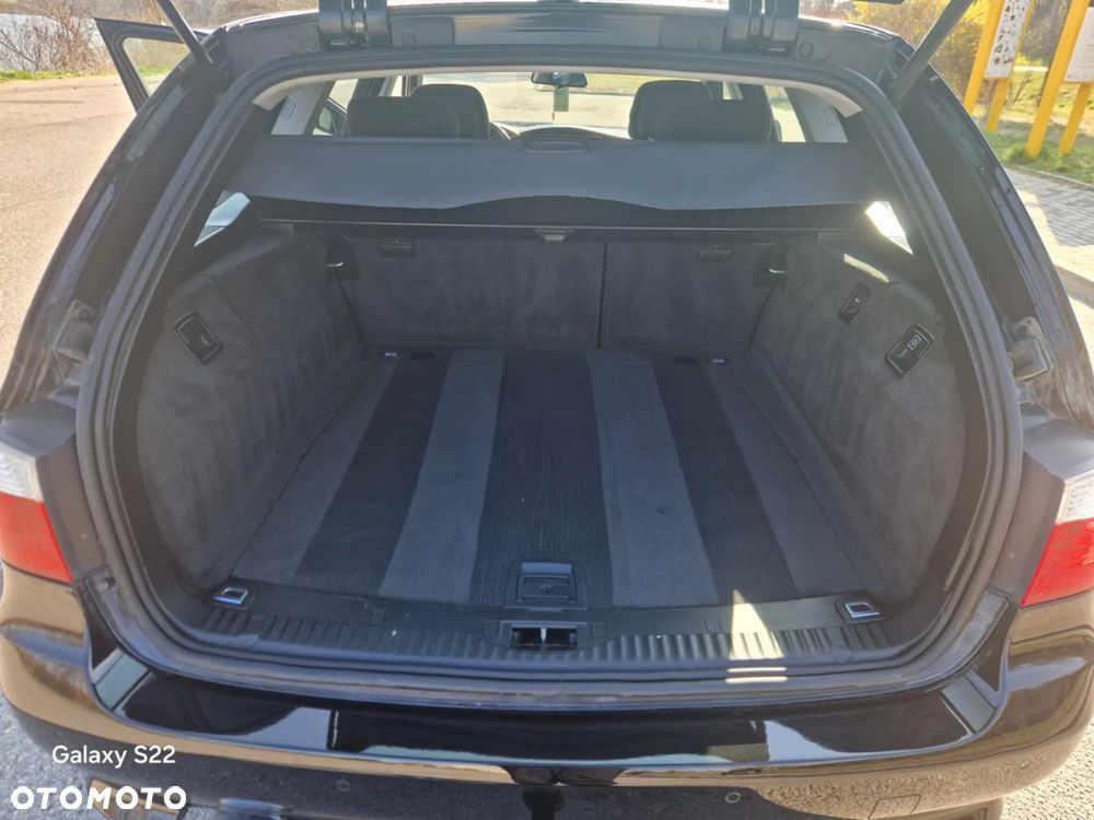 BMW Seria 5 520d - 22