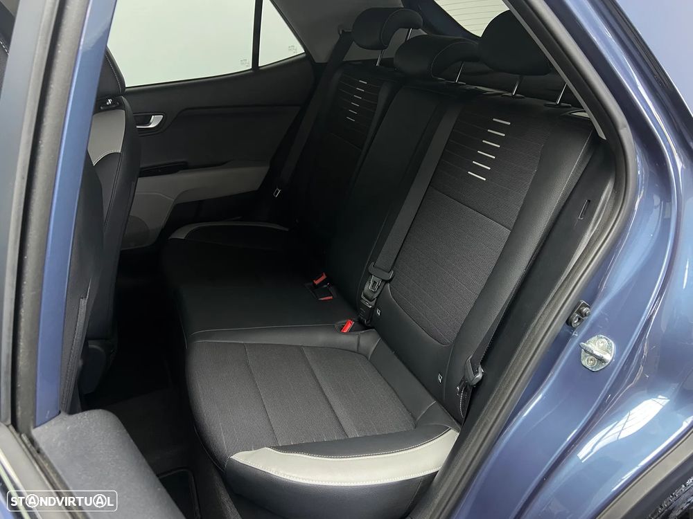 Kia Stonic 1.0 T-GDI Tech - 10